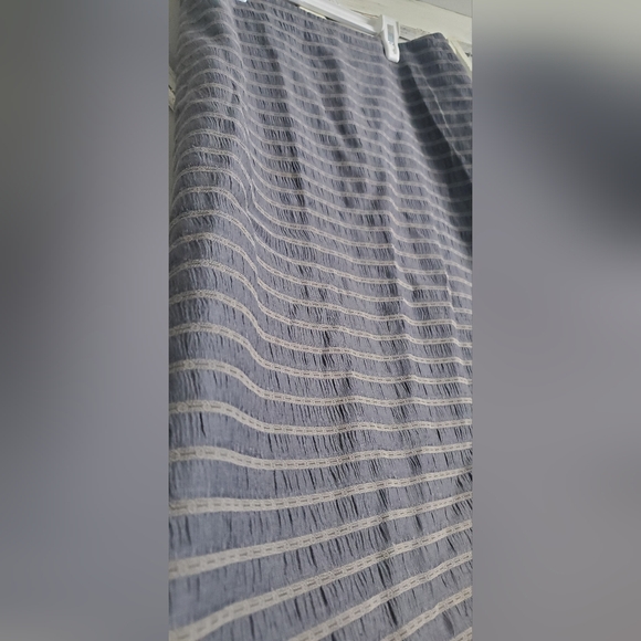 IL Gilet Size 6 Grey Stripe Hi-Lo Puckered Seersucker Long A Line Designer Skirt - Picture 5 of 6